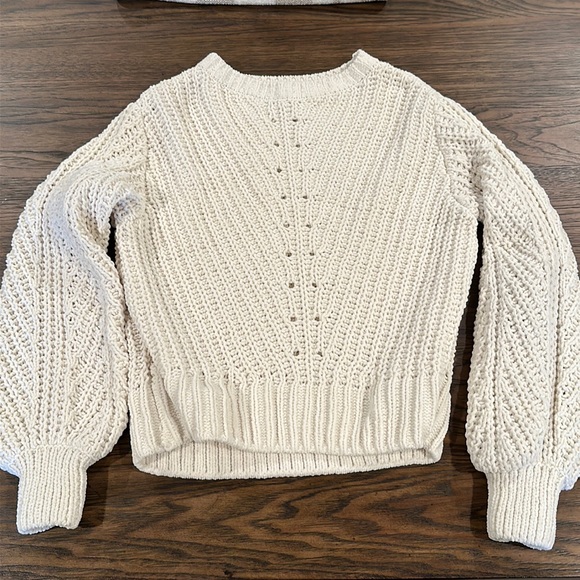 H&M Sweaters - Knit Sweater